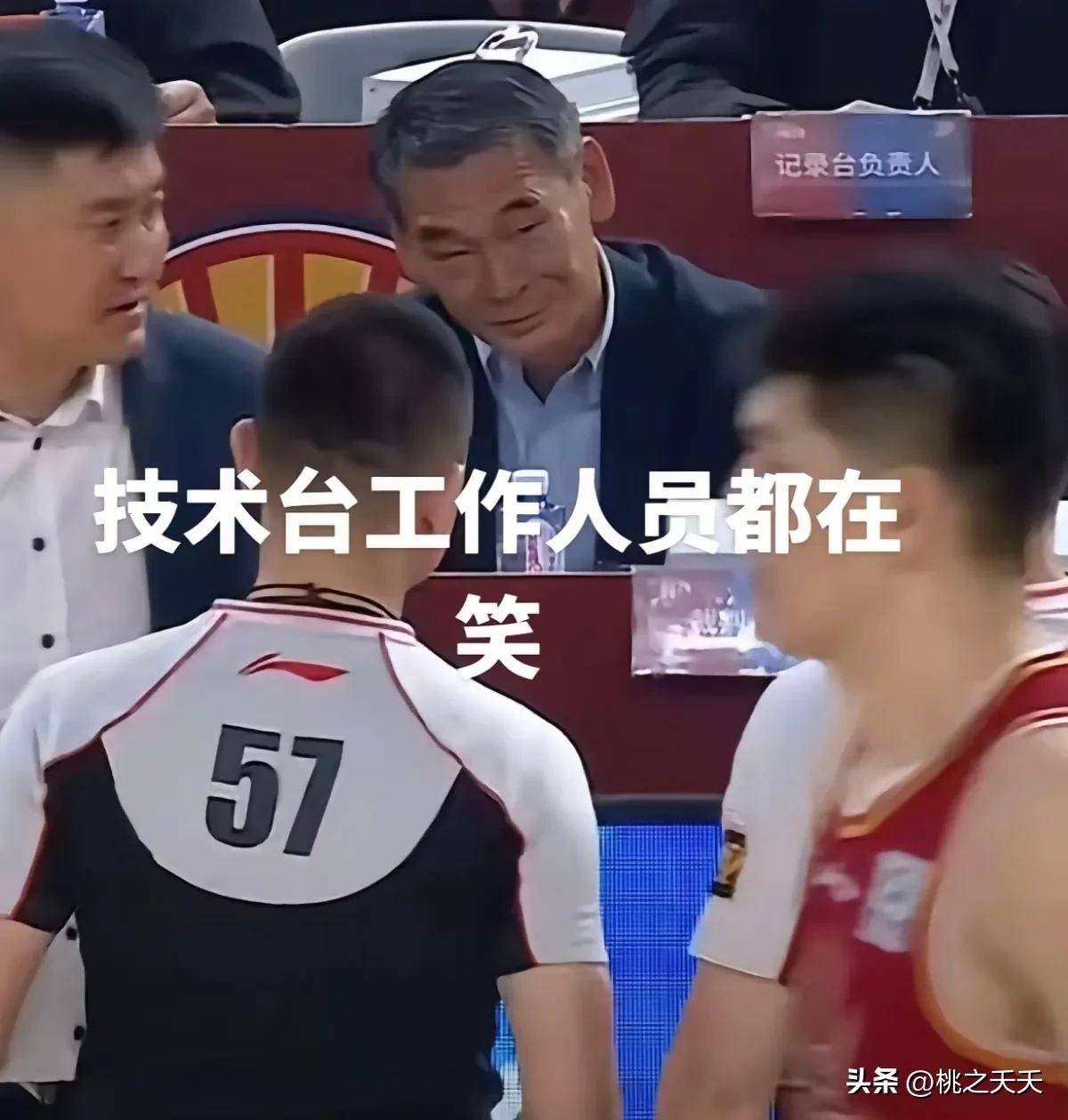 关于裁判失误成争议焦点，球员合力绝杀对手的信息
