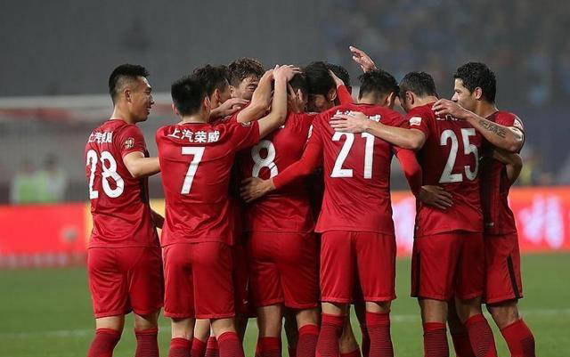 上港客场失利，引发球队冲击力不足的讨论的简单介绍