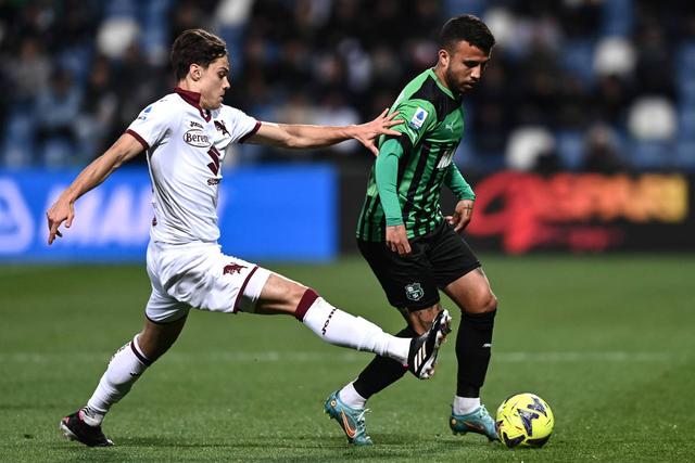 里尔客场不敌马赛,遭遇失利 里尔客场不敌马赛,遭遇失利