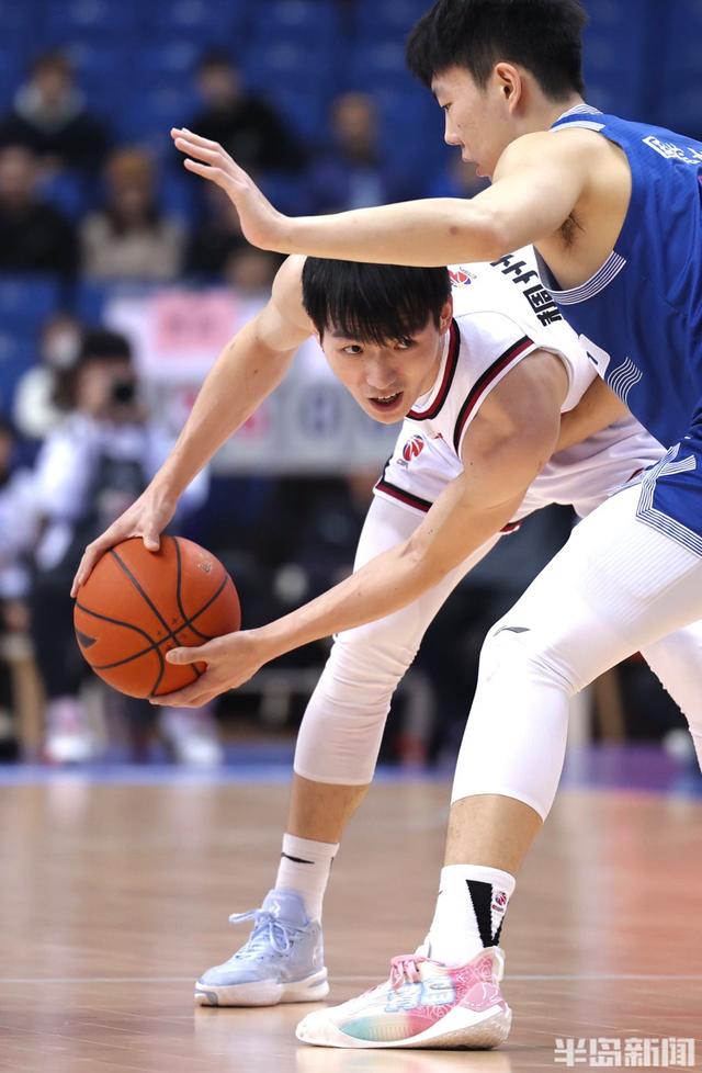 包含青岛男篮客场大胜,势不可挡的词条 包含青岛男篮客场大胜,势不可挡的词条