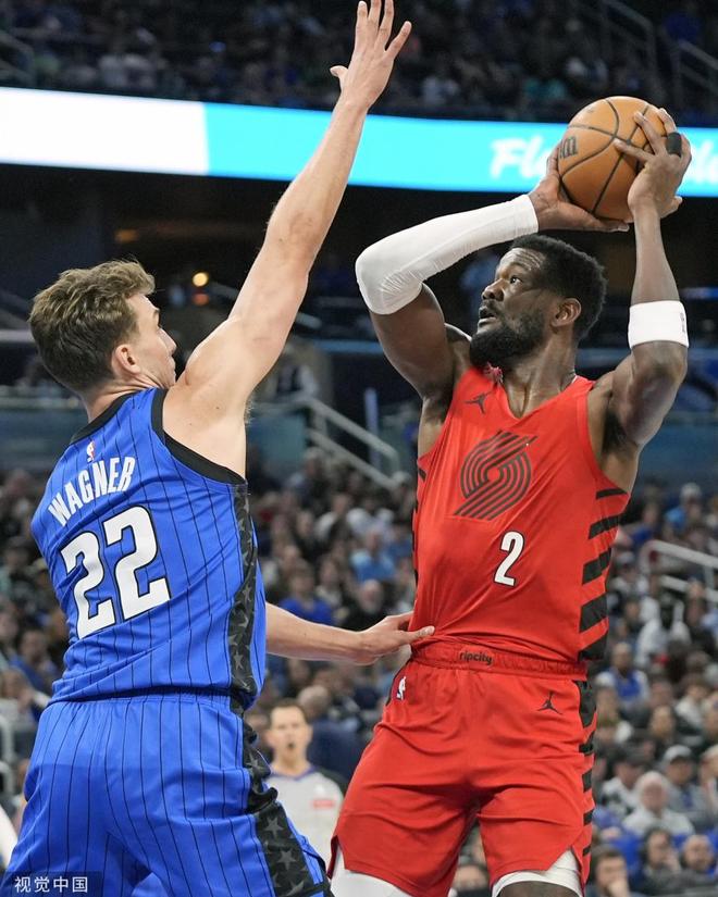 国王惨负开拓者,客场遭遇连败的简单介绍 国王惨负开拓者,客场遭遇连败的简单介绍