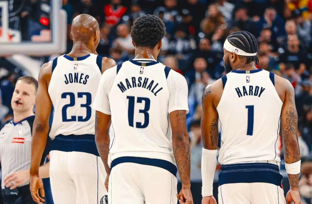 快船客场击败独行侠,东部前六无人可及的简单介绍 快船客场击败独行侠,东部前六无人可及的简单介绍