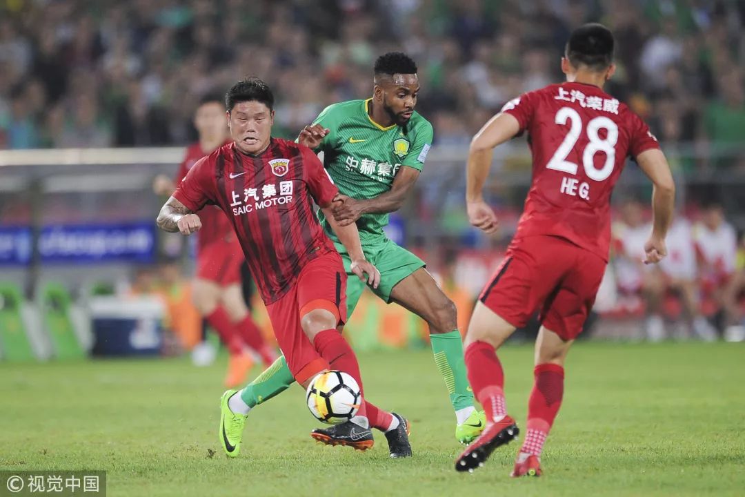 里尔凭借团队合作赢得胜利,表现令人印象深刻的简单介绍 里尔凭借团队合作赢得胜利,表现令人印象深刻的简单介绍