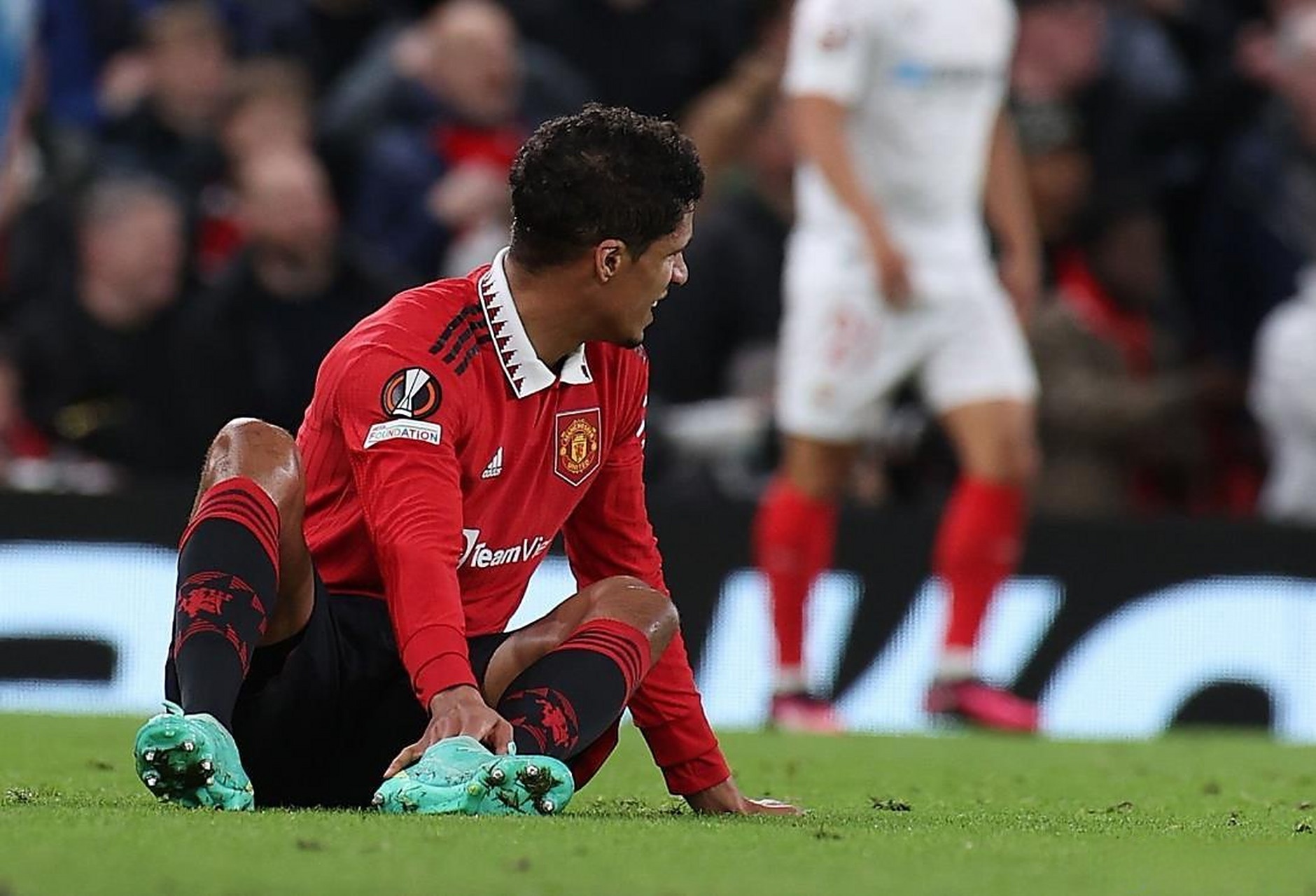 关于罗马城内德比失利，球迷失落情绪高涨的信息